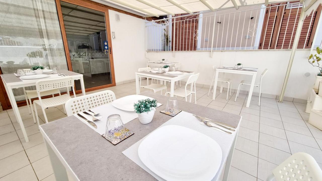 トロペーア Residenza Magnolia Bed & Breakfast エクステリア 写真
