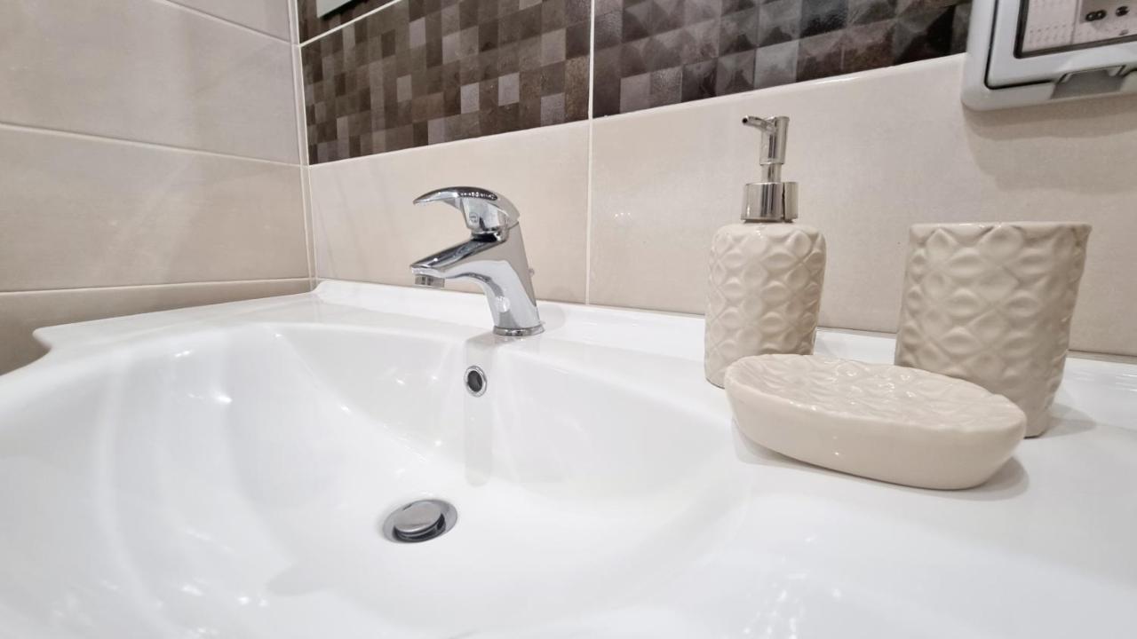 トロペーア Residenza Magnolia Bed & Breakfast エクステリア 写真