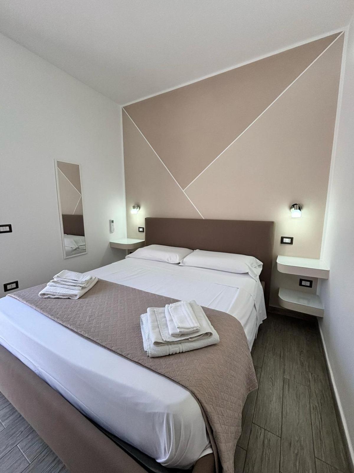 トロペーア Residenza Magnolia Bed & Breakfast エクステリア 写真