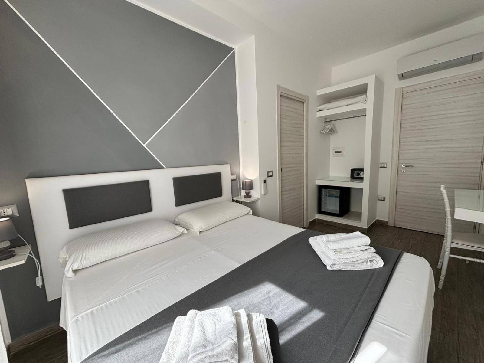 トロペーア Residenza Magnolia Bed & Breakfast エクステリア 写真