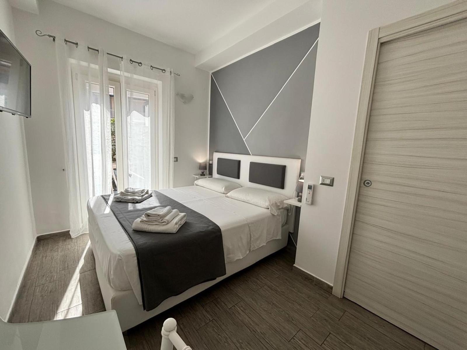 トロペーア Residenza Magnolia Bed & Breakfast エクステリア 写真